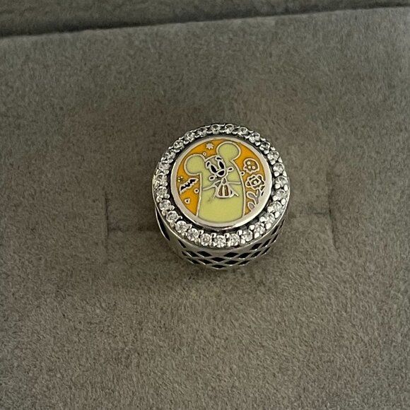 Disney Parks 2025 Mickey & Minnie Ghosts Pandora Charm - Picture 1 of 4